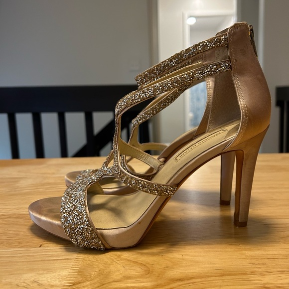 ANTONIO MELANI Shoes - Antonio Melani Heels Sz 9.5